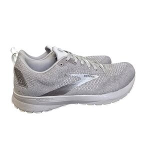 BROOKS REVEL 4 Women’s Grey Silver Metallic Running Shoe Size 10.5 Med (B)